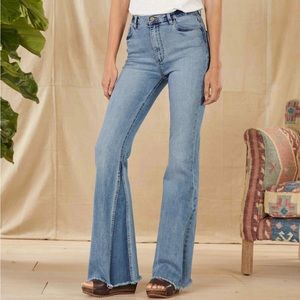 DL1961 “Rachel” bell bottom jeans. New with tags.